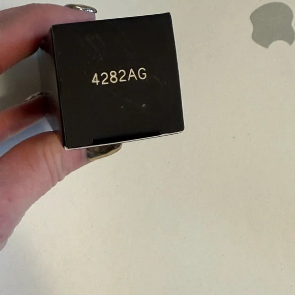 NWT NARS Natural Radiant Yukon Longwear Foundation - Picture 6 of 10